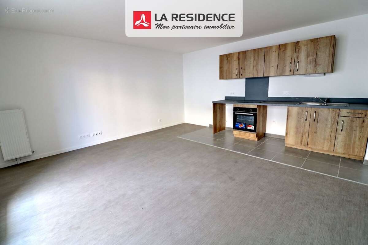 Appartement à DEVILLE-LES-ROUEN