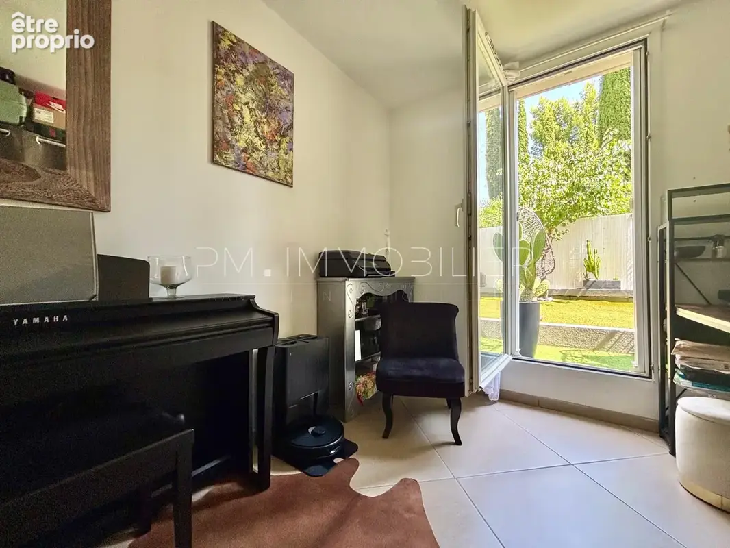 Appartement en rez-de-jardin (secteur Mazargues-13009 Marseille) - photo 14