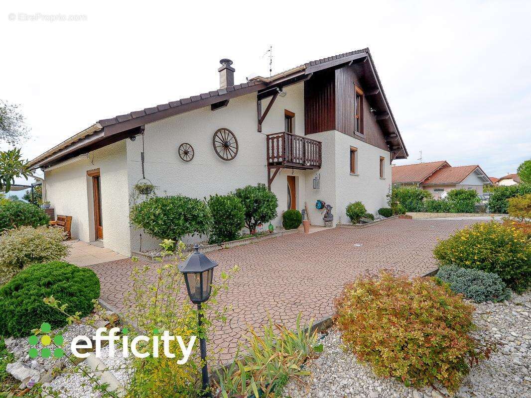 Maison à MACHILLY
