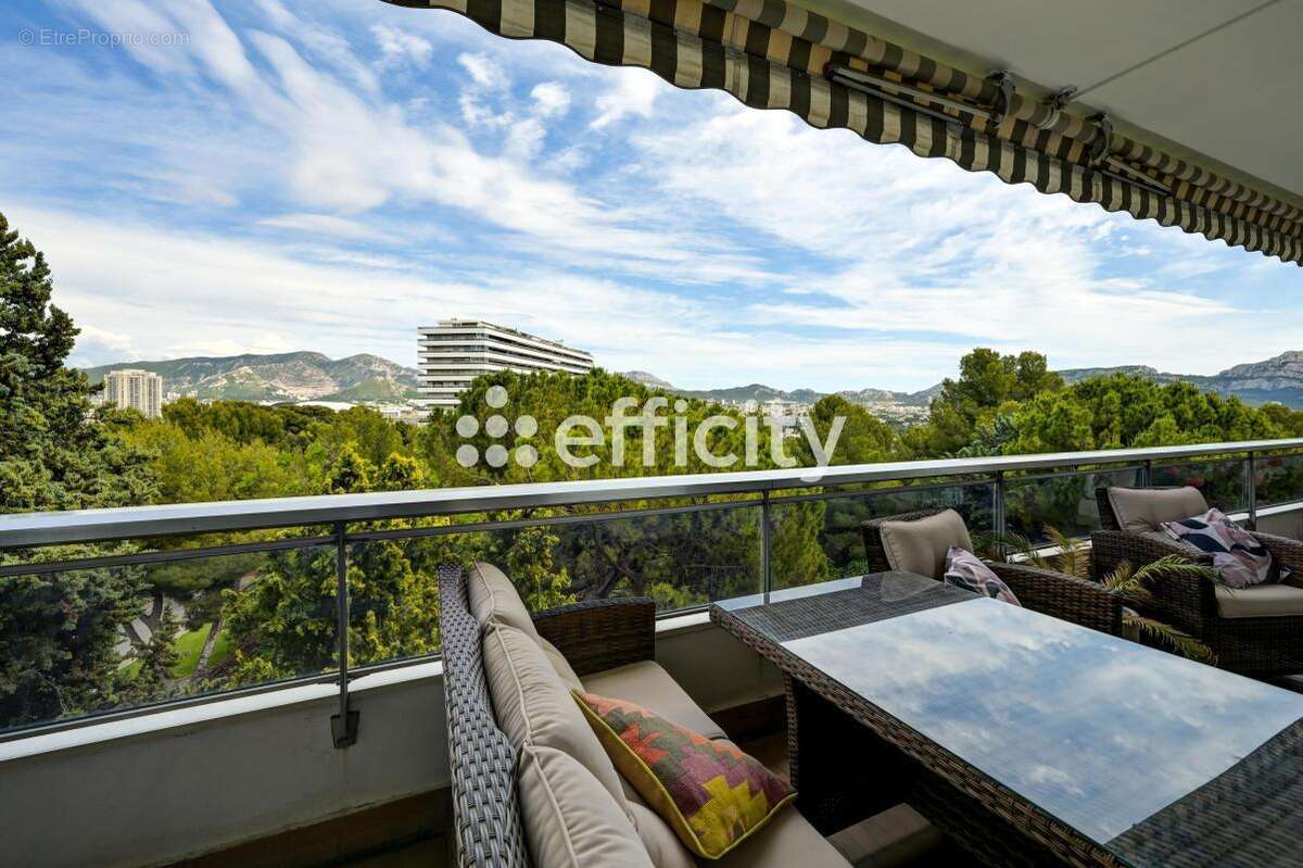 Appartement à MARSEILLE-8E
