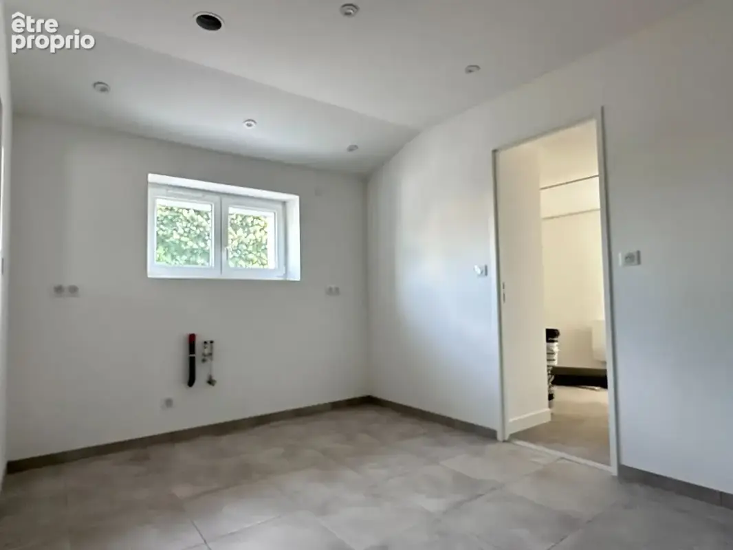 Maison entièrement rénovée - 4 chambres - Jardin à L'Isle-d'Espagnac - photo 14