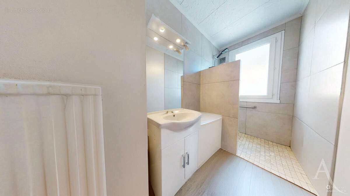Appartement Saint Martin D Heres 4 pièce(s) 76.04 m2 - photo 12