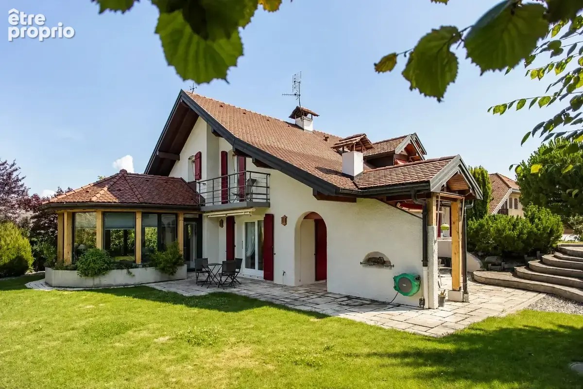 Maison à NEUVECELLE