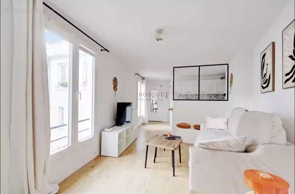 Appartement à PARIS-4E