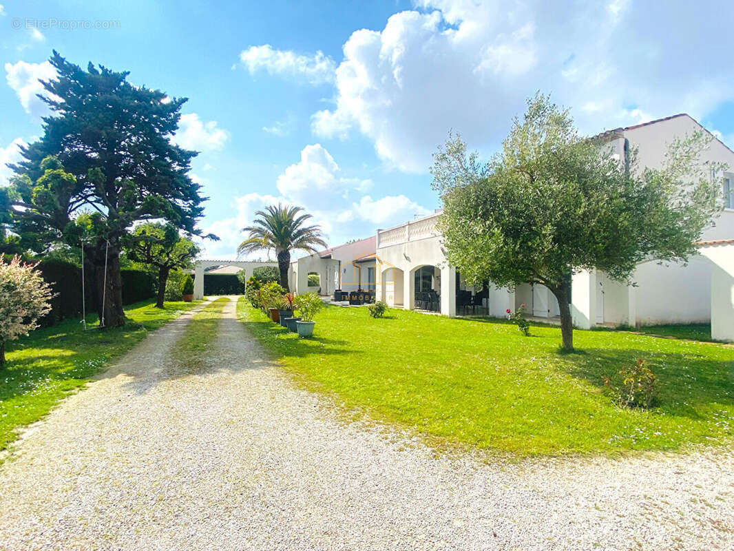 Maison à vendre 208m2 sur grand terrain au calme à Gujan-Mestras - photo 17