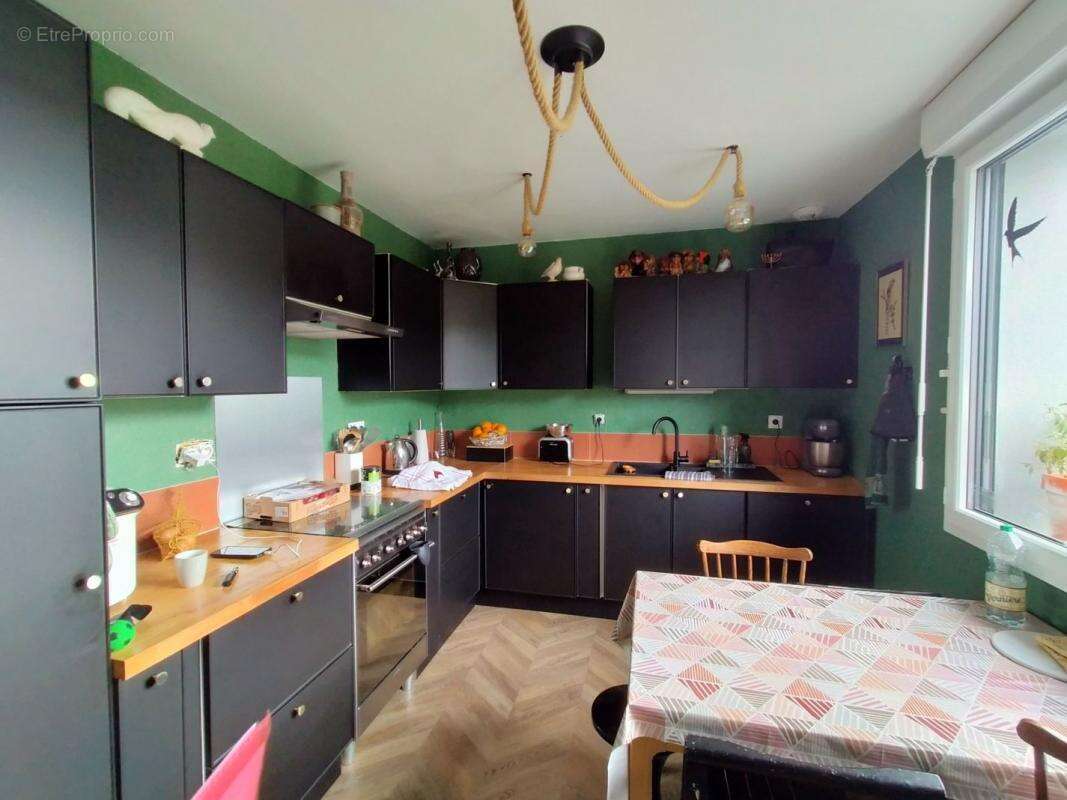 Maison à VILLAINES-LA-JUHEL