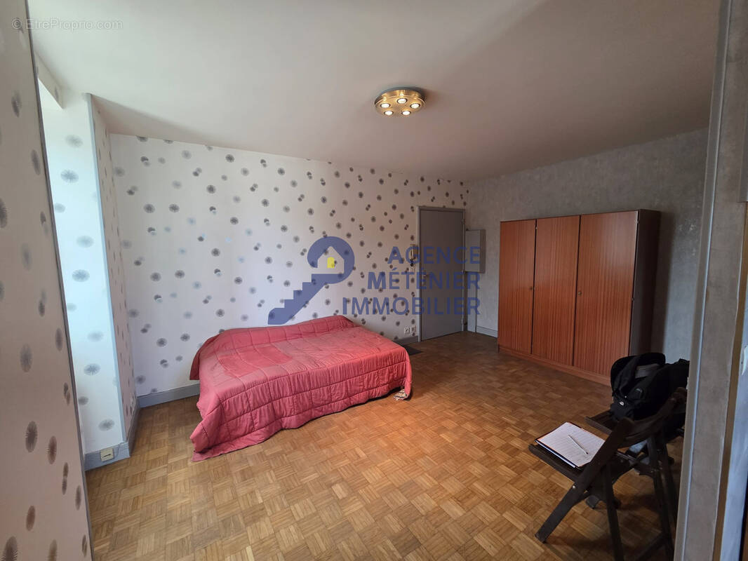 Appartement à SAINT-POURCAIN-SUR-SIOULE