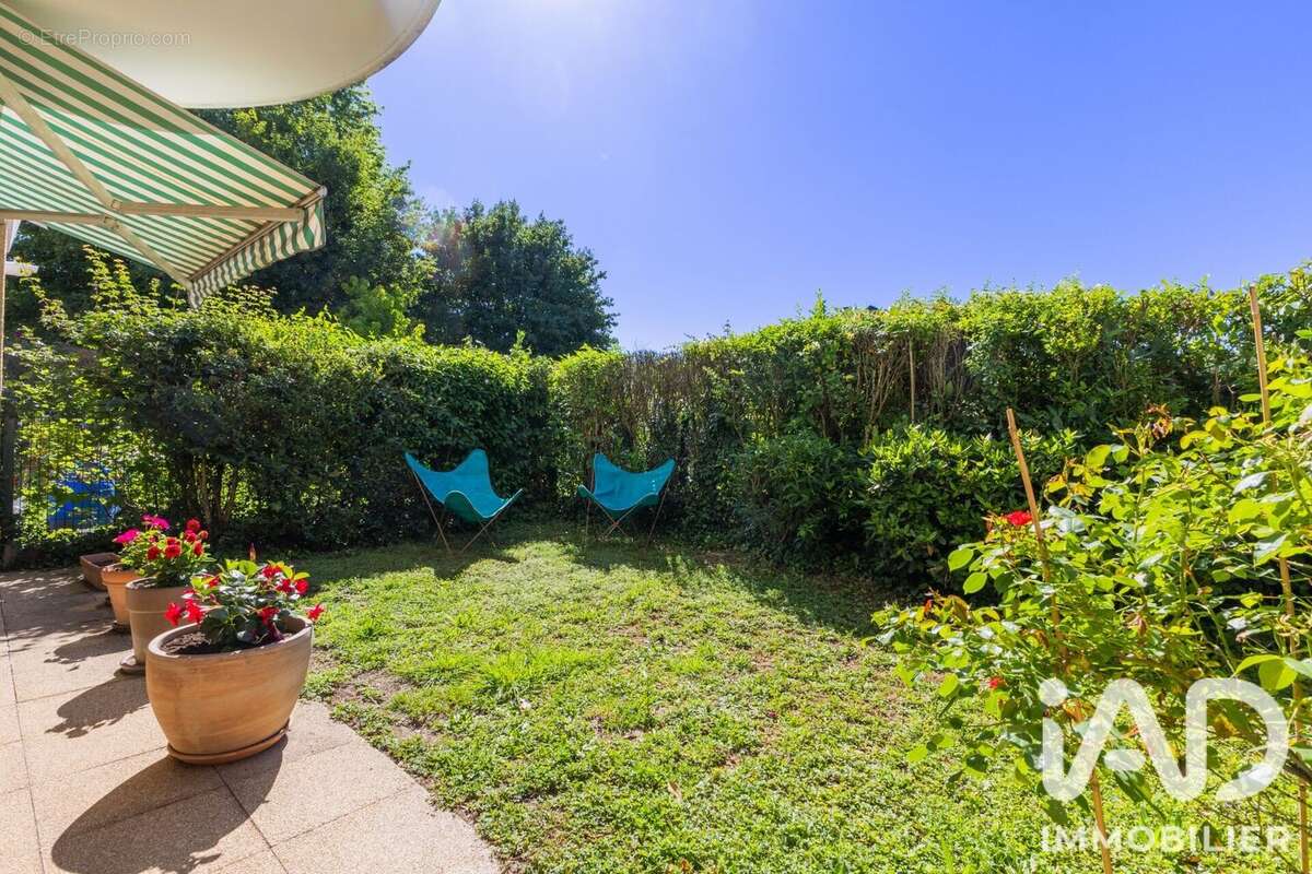 Appartement 66 m² à Bassens  - photo 7