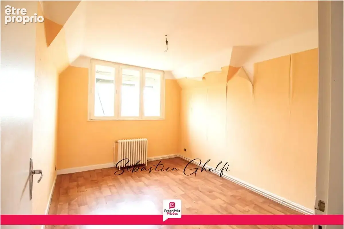 belle maison à rénover avec - photo 10