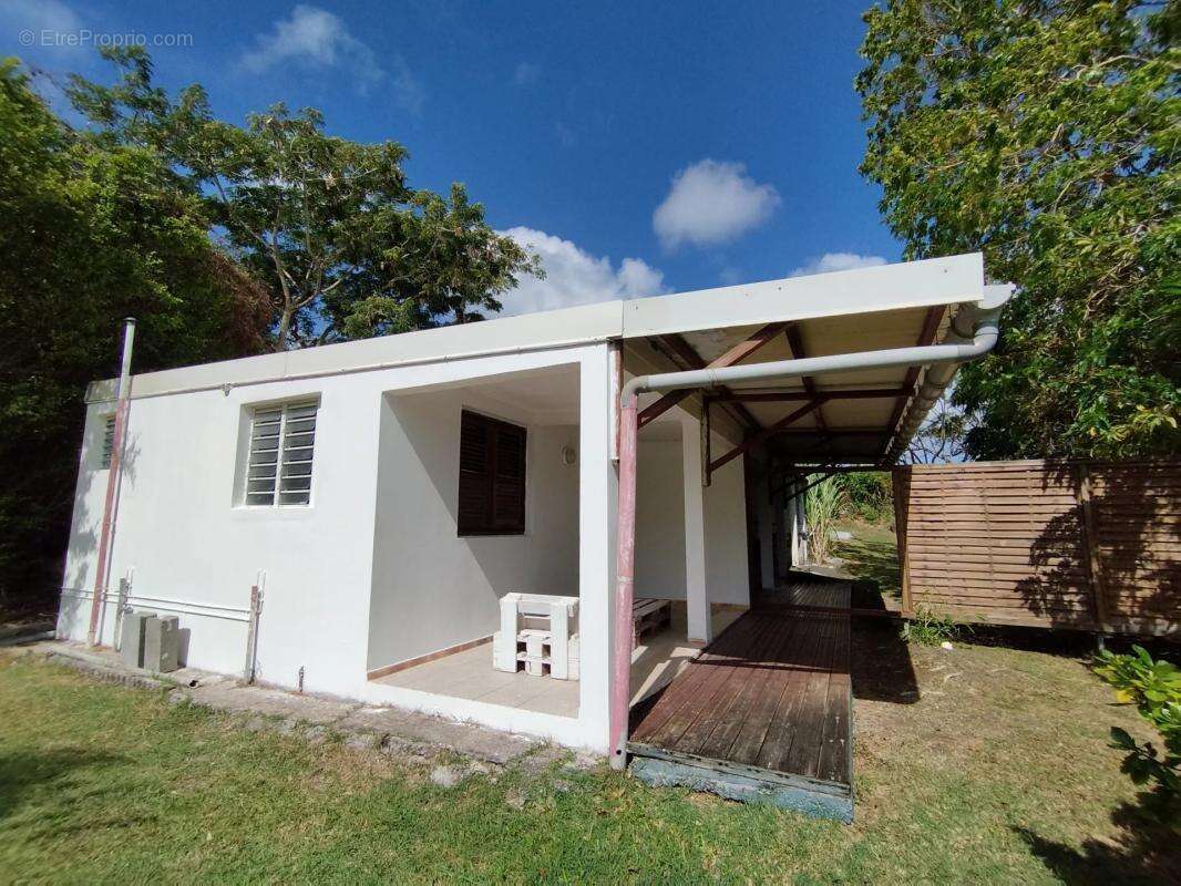 Maison à SAINTE-ANNE