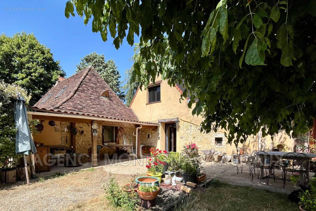 Maison à PLAZAC