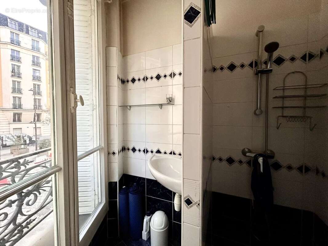Appartement à PARIS-12E