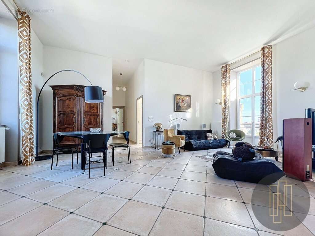 Appartement à VILLEFRANCHE-SUR-SAONE