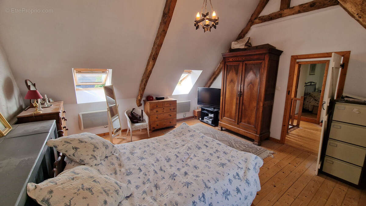 CÔTES D'ARMOR Charmante maison de 2 chambres avec garage et jardin, dans un environnement paisible et proche de la nature. - photo 8