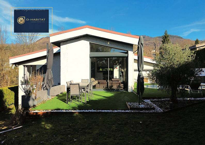 Maison à BRIE-ET-ANGONNES