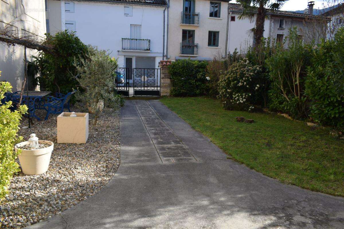 Maison à QUILLAN
