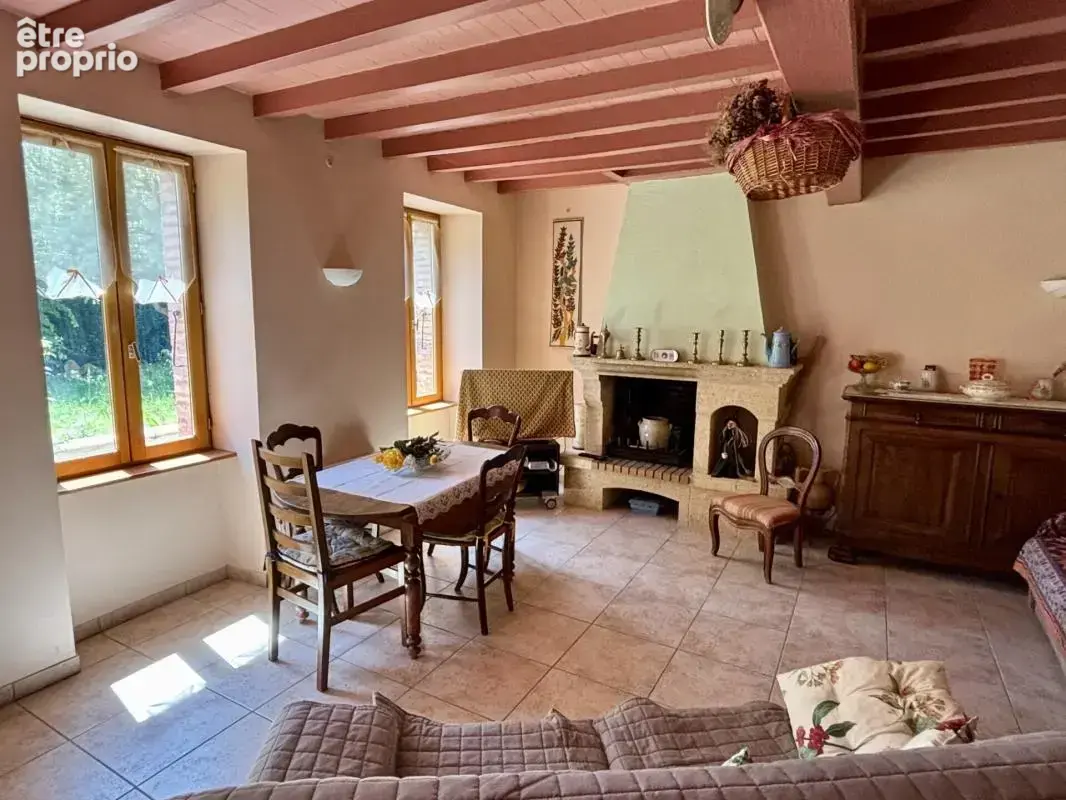 Corps de ferme de caractère – 215 m² habitables – Fort potentiel – Fendeille - photo 2
