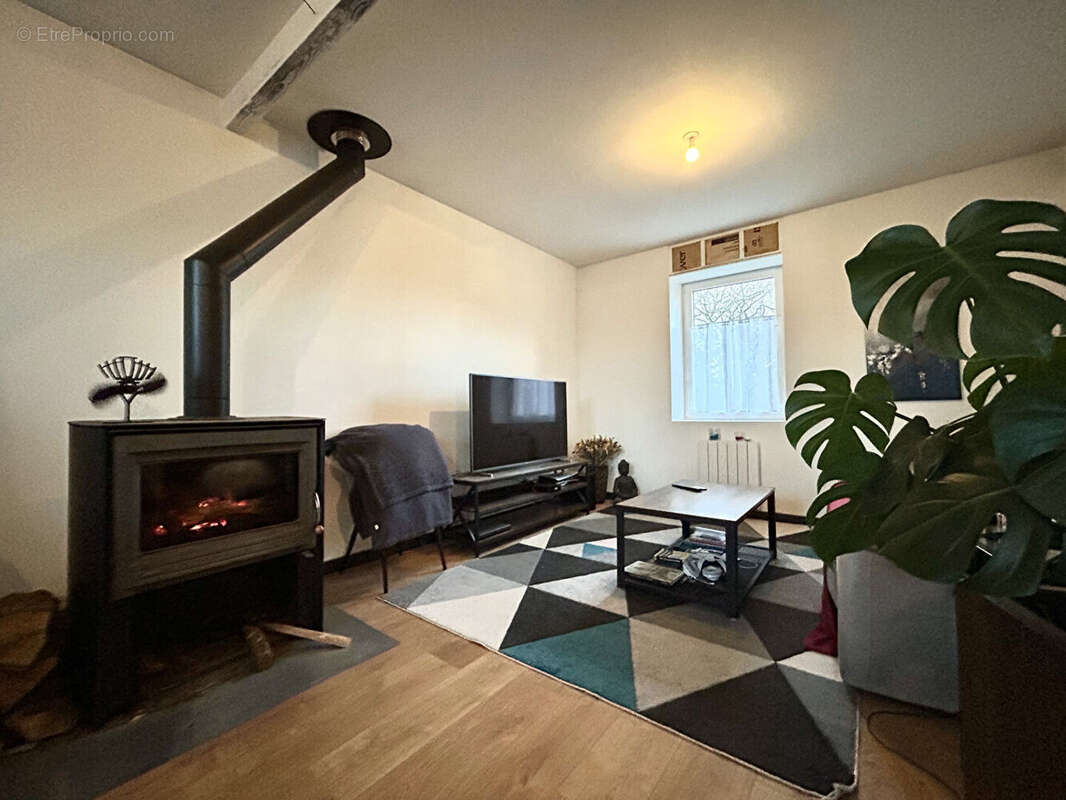 Maison à PLOUNEOUR-MENEZ