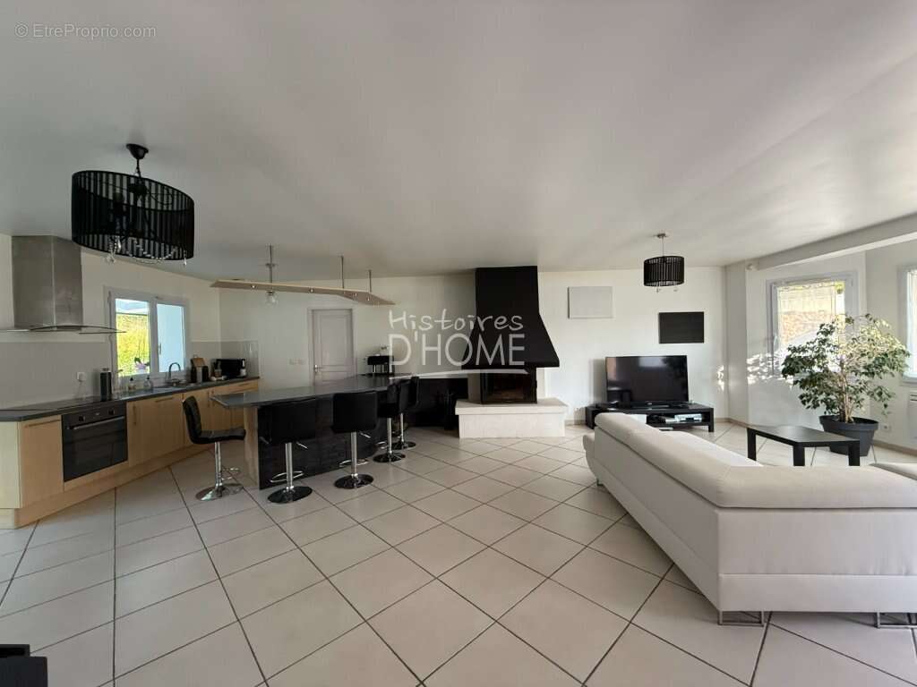 Maison à ROZAY-EN-BRIE