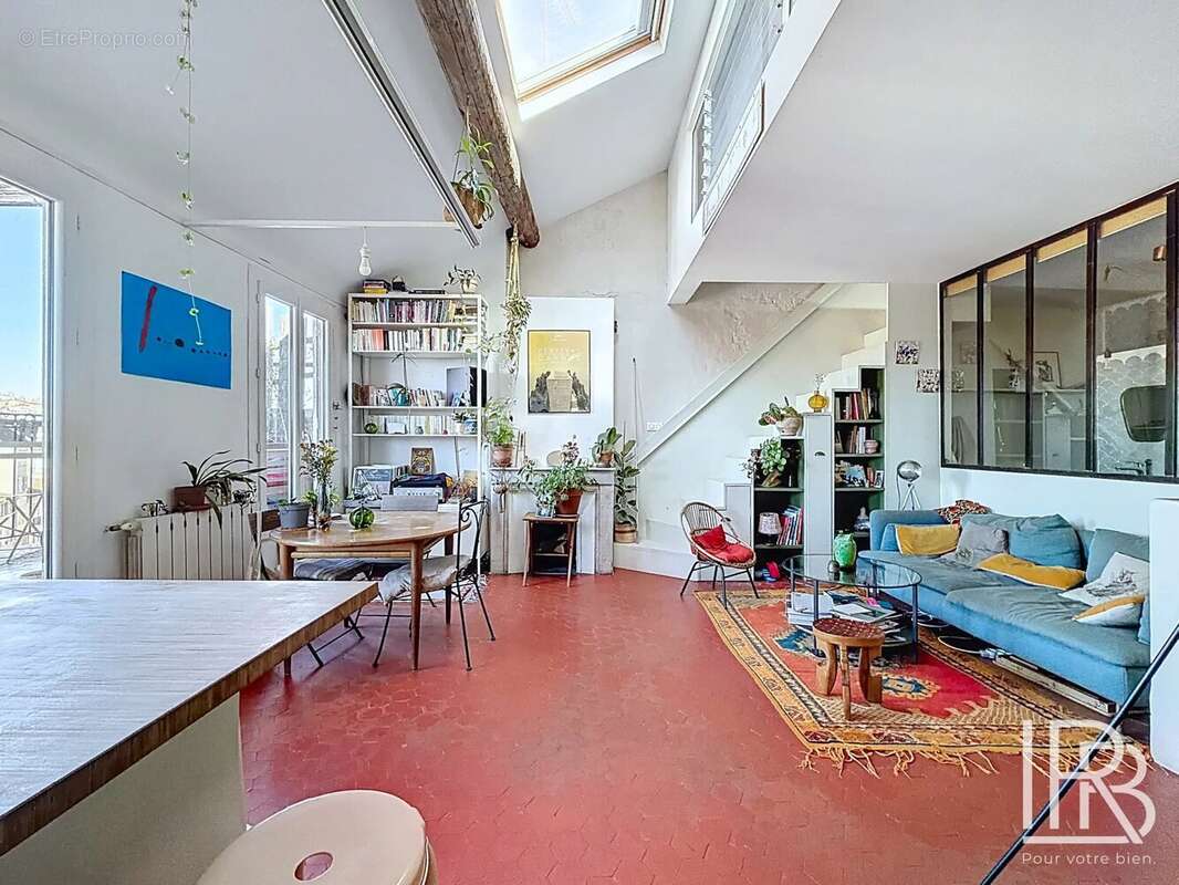 Appartement à MARSEILLE-6E