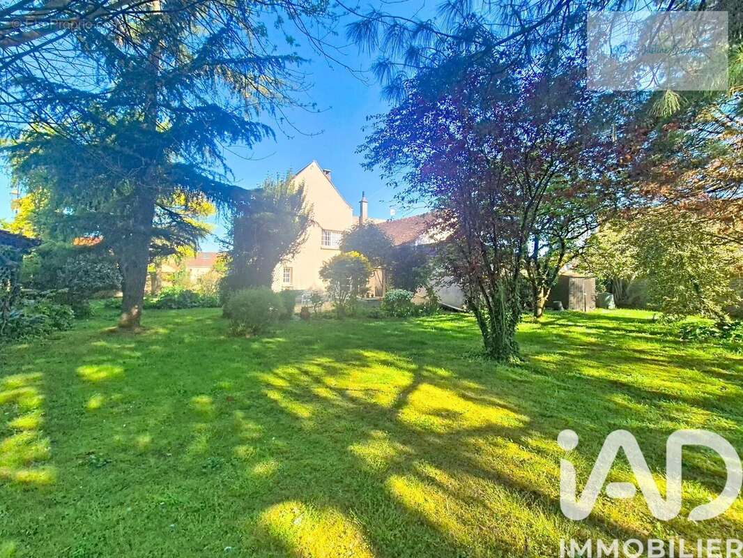 Photo 5 - Maison à LE COUDRAY-MONTCEAUX