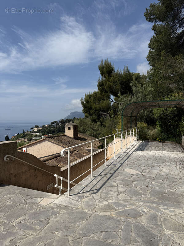 Maison à ROQUEBRUNE-CAP-MARTIN