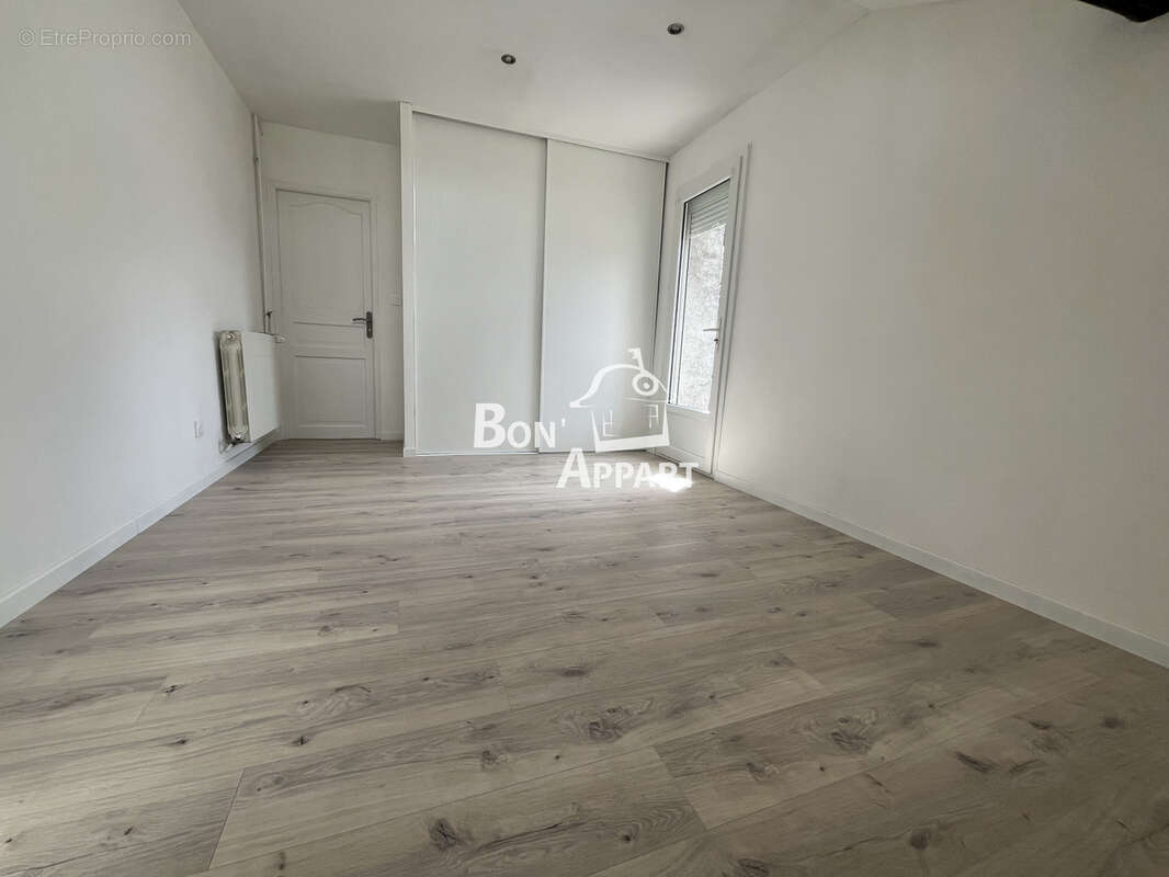 Appartement à CLOUANGE