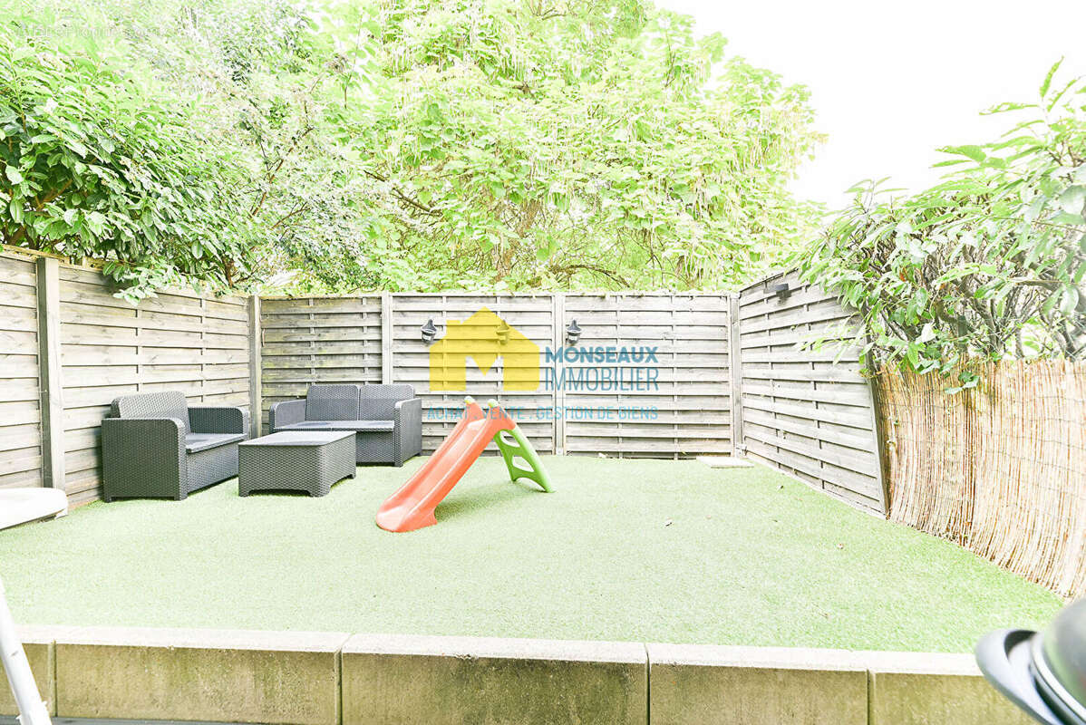 Appartement à CHILLY-MAZARIN