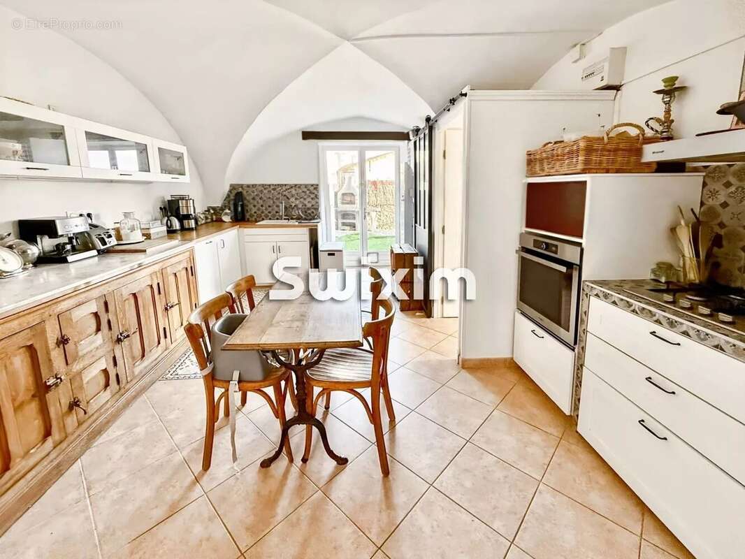 Maison à SAINT-MARCEL-LES-SAUZET