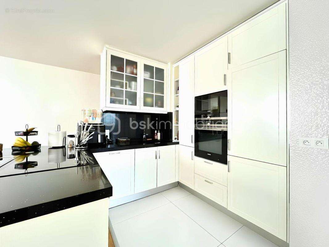 Appartement à COLOMBES
