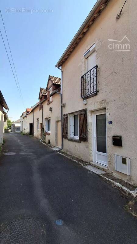 A VENDRE, Vineuil Bourg, maison 3 chambres + pièces aménageables - photo 14