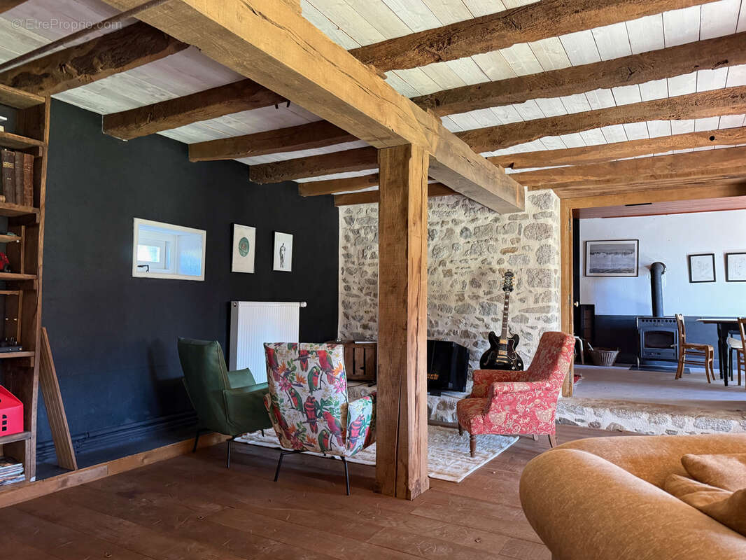 Maison à CHARENSAT