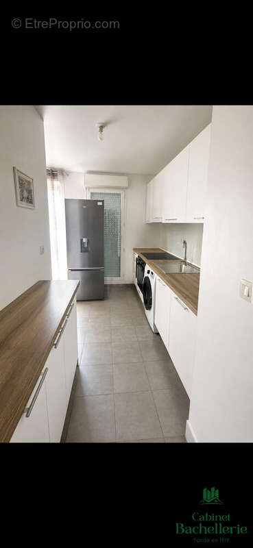 Appartement 58 m² à Marseille-12e  - photo 3