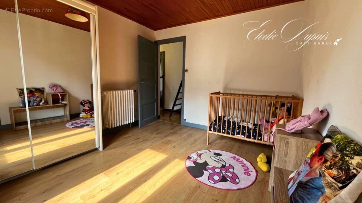Maison familiale 4 chambres  95m²  et 199 m2 au sol à Saint-Michel-de-Maurienne - photo 8