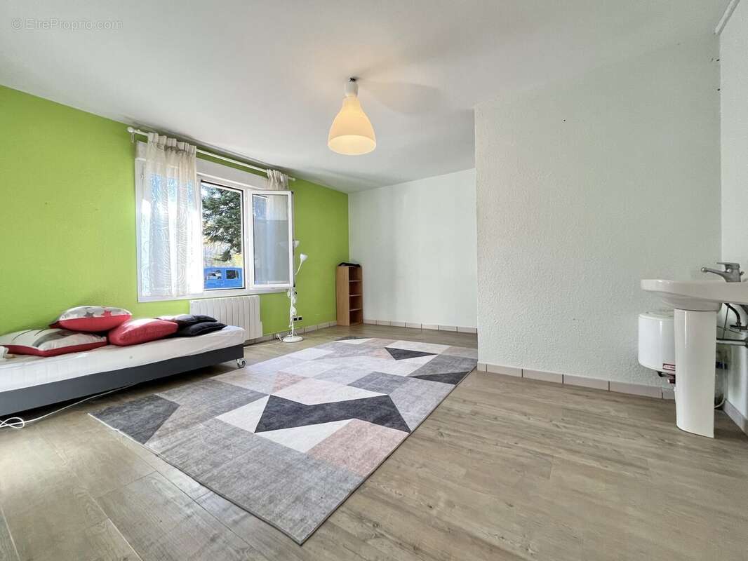 Appartement à GROISY