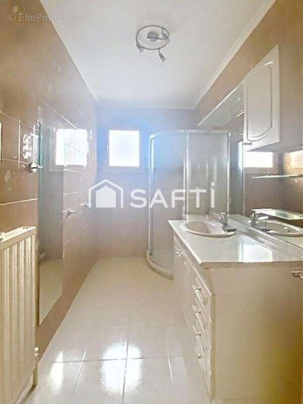 Photo 9 - Maison à BOUGUENAIS