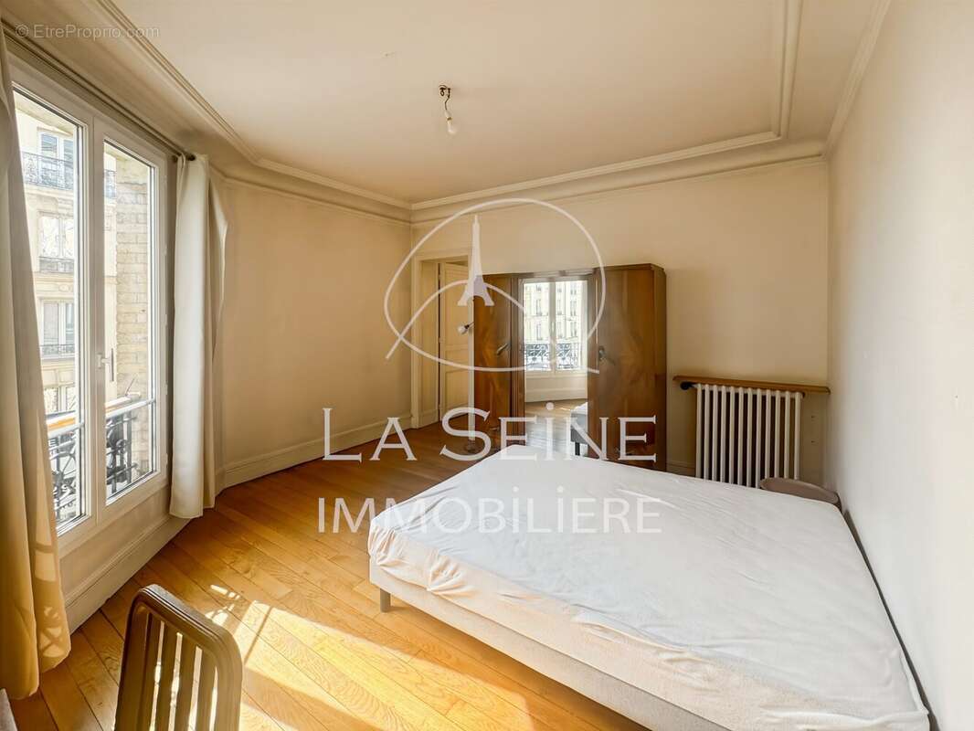 Appartement 57 m² à Paris-15e  - photo 7