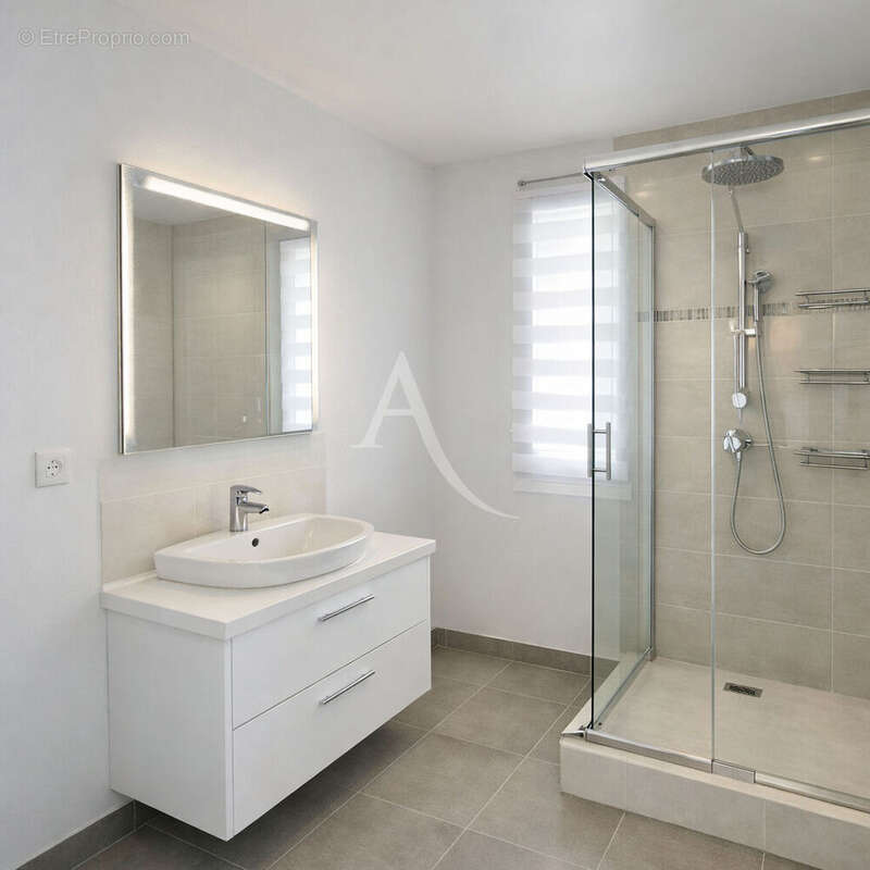 Appartement à VILLEMOMBLE