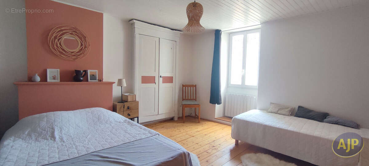 Maison à PONS