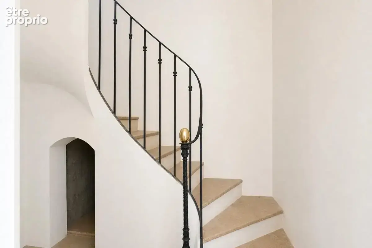 Maison 5 pièces de 79m2 à Saint-Gilles 30800 - photo 9