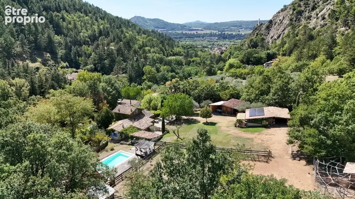 Volonne – propriété d’exception 3,5 ha – 2 habitations – piscine chauffée – vue montagnes - photo 33