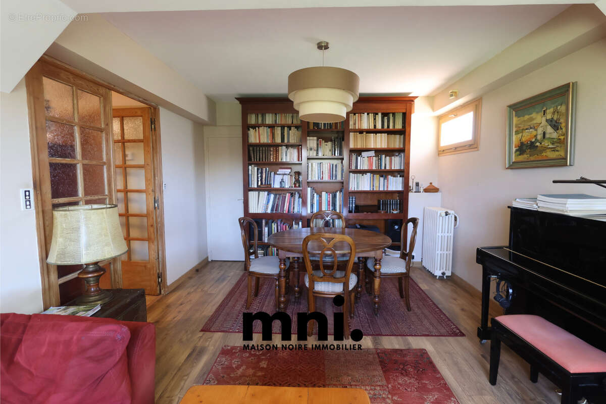 Maison à SIX-FOURS-LES-PLAGES