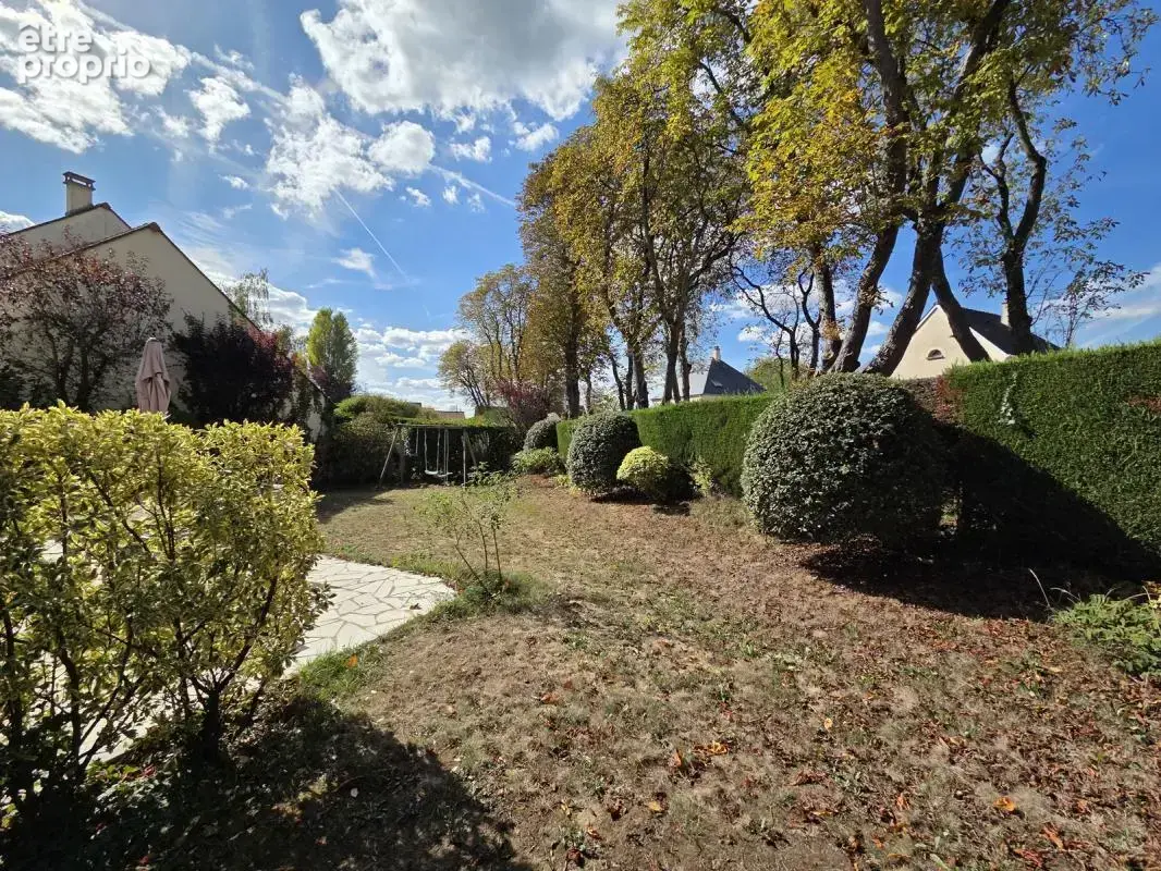 Maison 9 pièces 184 m² à vendre à Noisy-Le-Roi (78590) - photo 4