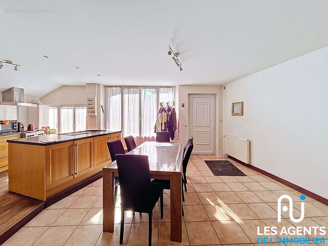 Maison à MEUNG-SUR-LOIRE