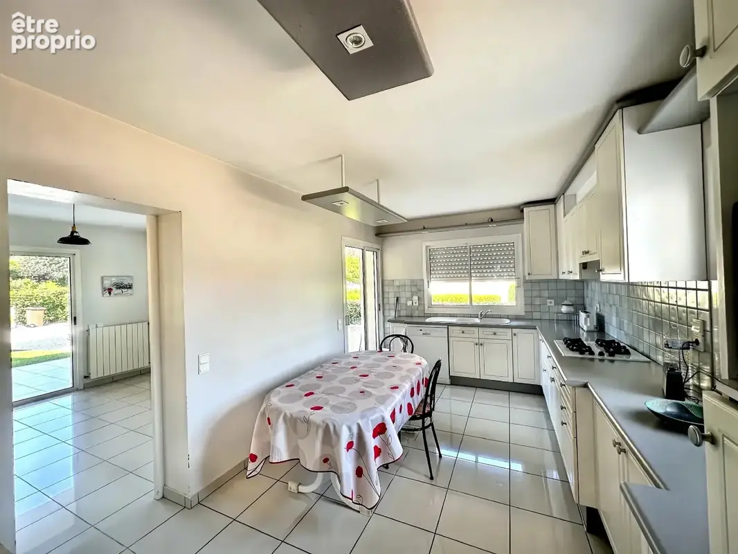 Maison T5 de 163 m2  dans un quartier très recherché - photo 9