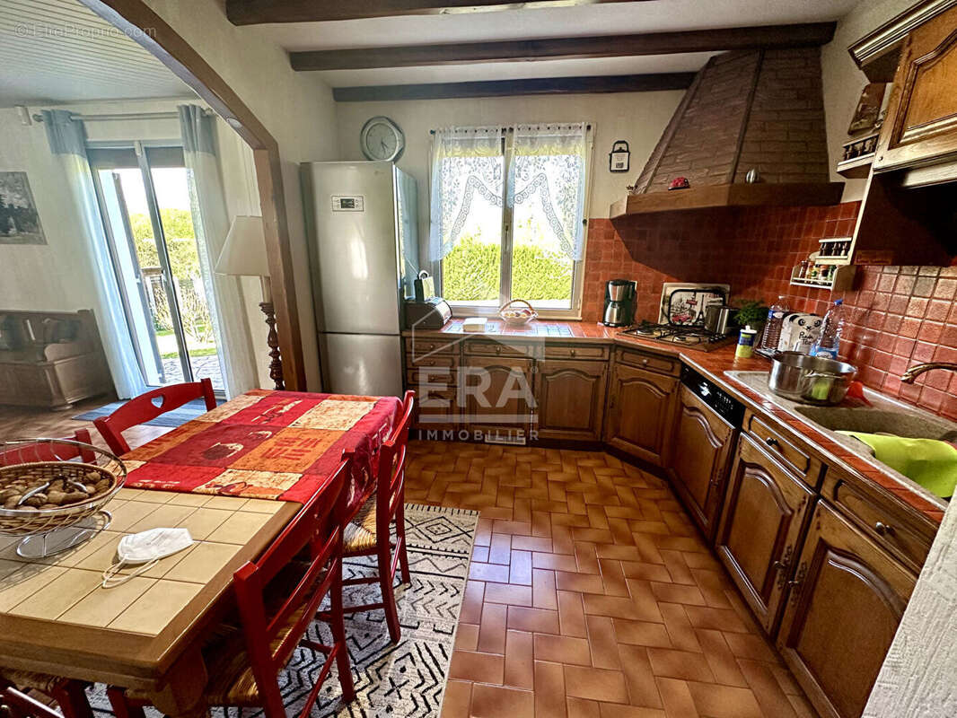 Maison 125m² à villeneuve-la-guyard - photo 4