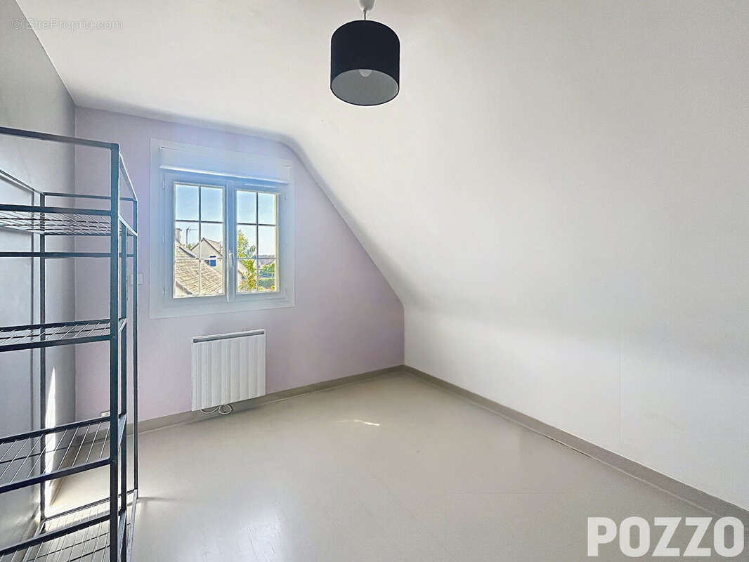 À vendre ! Belle maison familiale 5 chambres à Démouville - photo 13