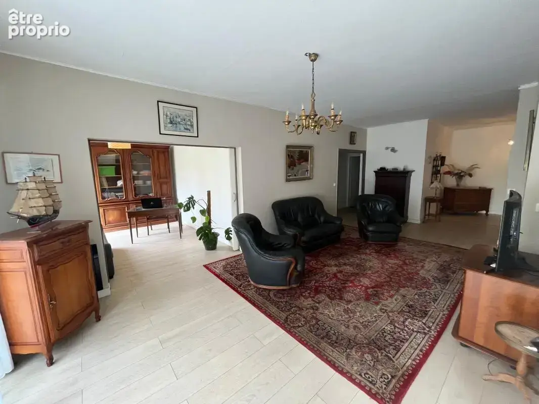 Appartement À Vendre - photo 1