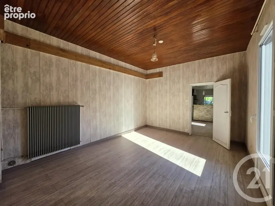 Maison 3 pièces 82 m² à vendre à Vergongheon (43360) - photo 7