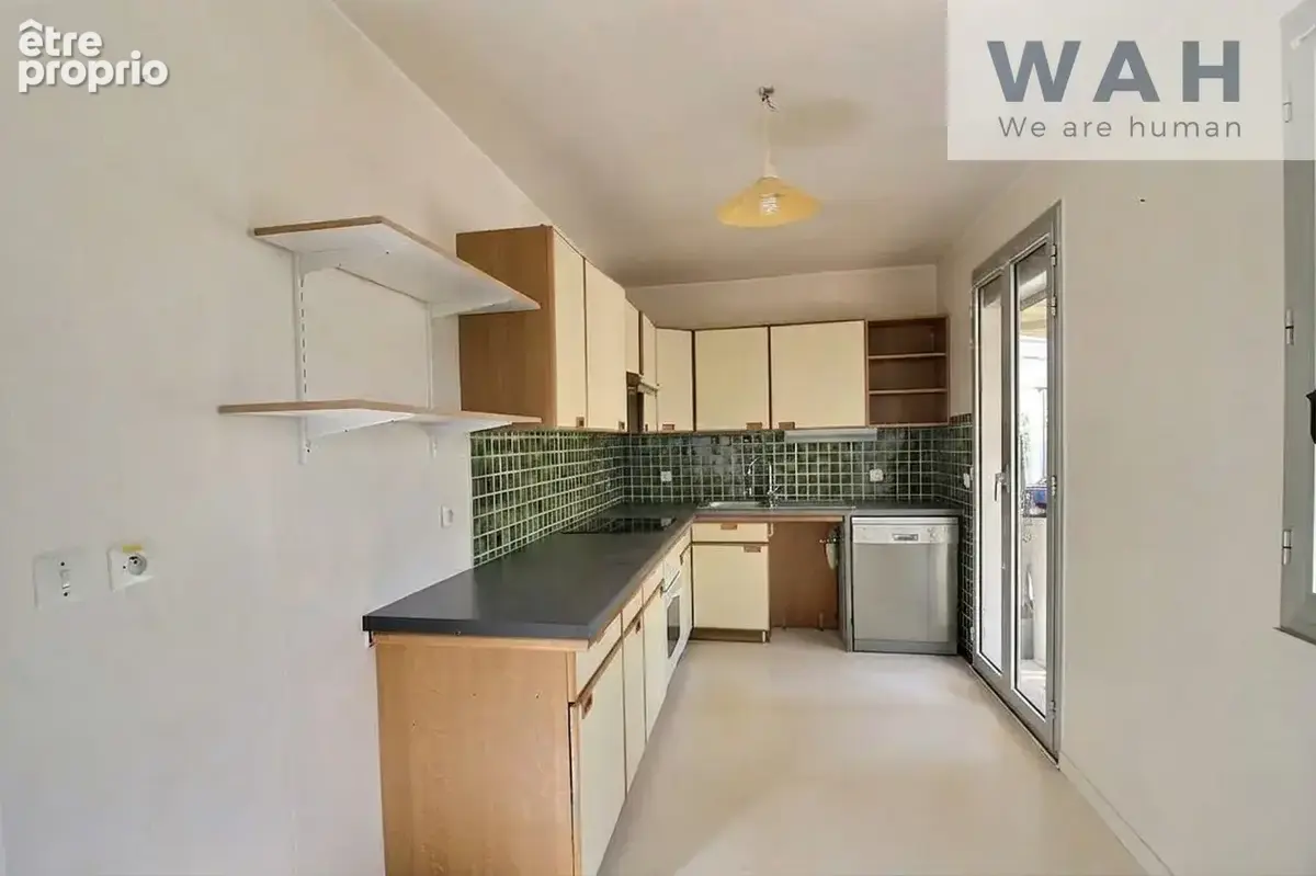 Vente maison 7 pieces, garage, piscine - viols-le-fort (34380) - photo 6